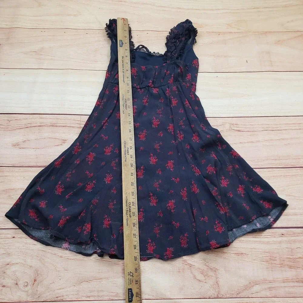 Wild Fable Dress Girls XS Black Red Floral Lace Trim Mini Dress Square Neck Rose